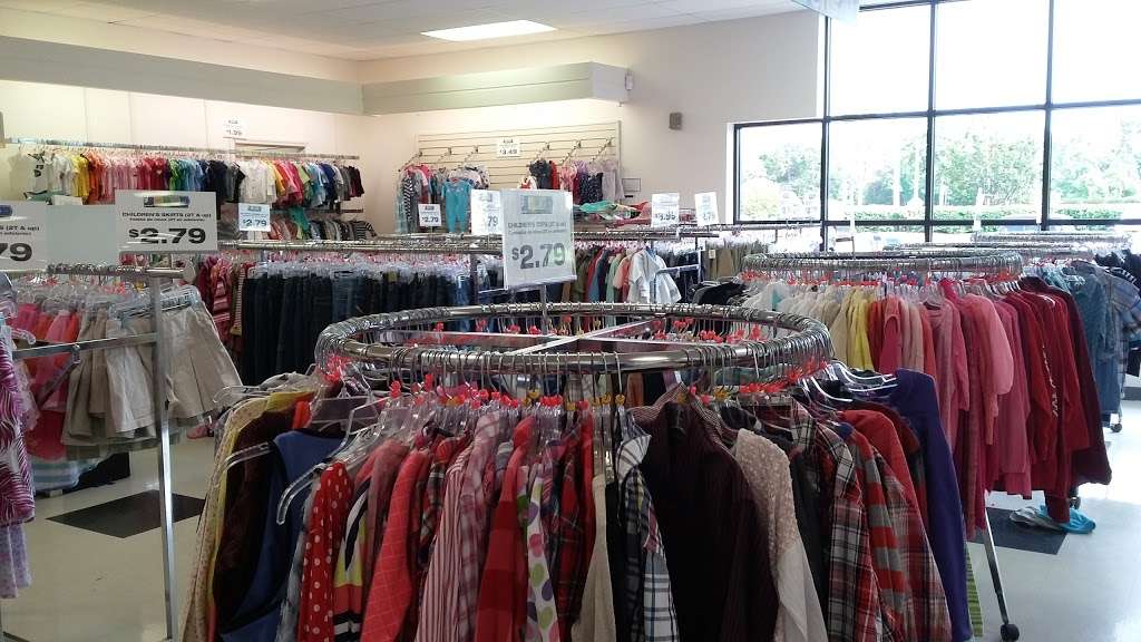 Goodwill - University | 1725 Harris Houston Rd, Charlotte, NC 28262, USA | Phone: (704) 595-9611