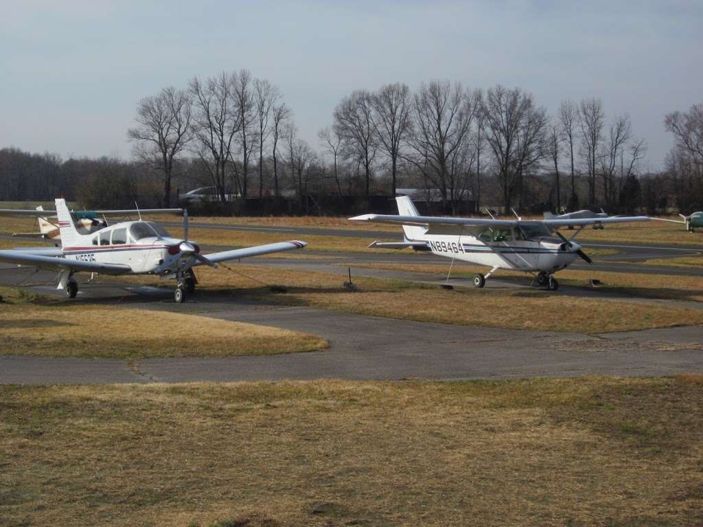 Freeway Airport Inc | 3900 Church Rd, Bowie, MD 20721, USA | Phone: (301) 390-6424