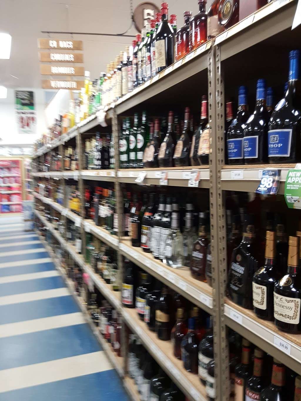 Circle Liquor Store | 1 MacArthur Blvd, Somers Point, NJ 08244 | Phone: (609) 927-2921