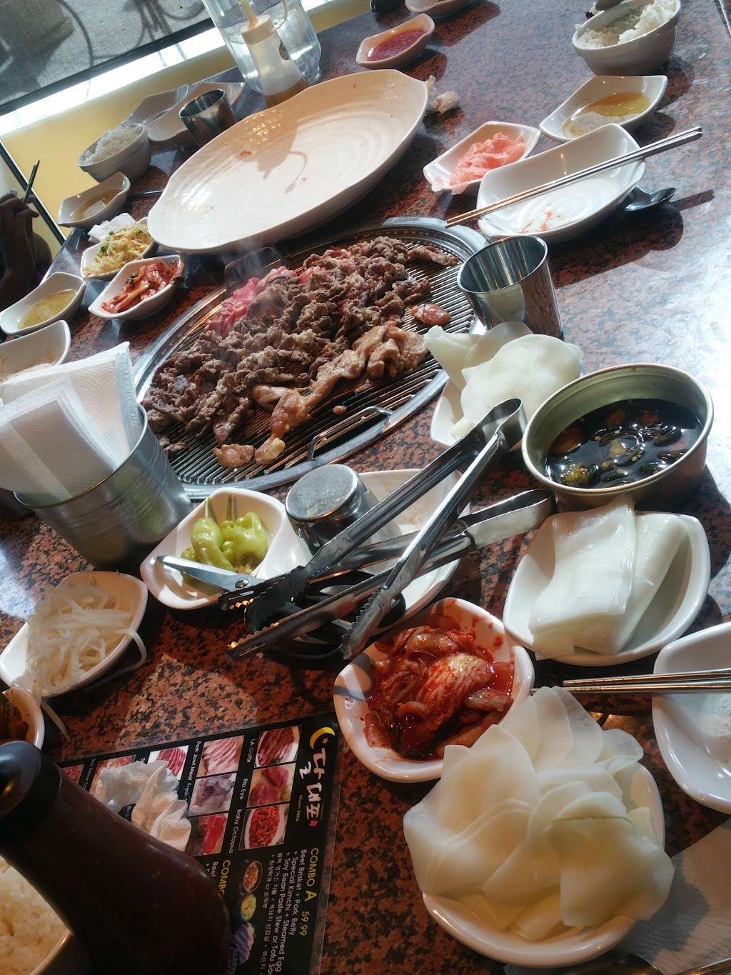 Moon BBQ #3 | 3747 Foothill Blvd, La Crescenta, CA 91214, USA | Phone: (818) 957-1442