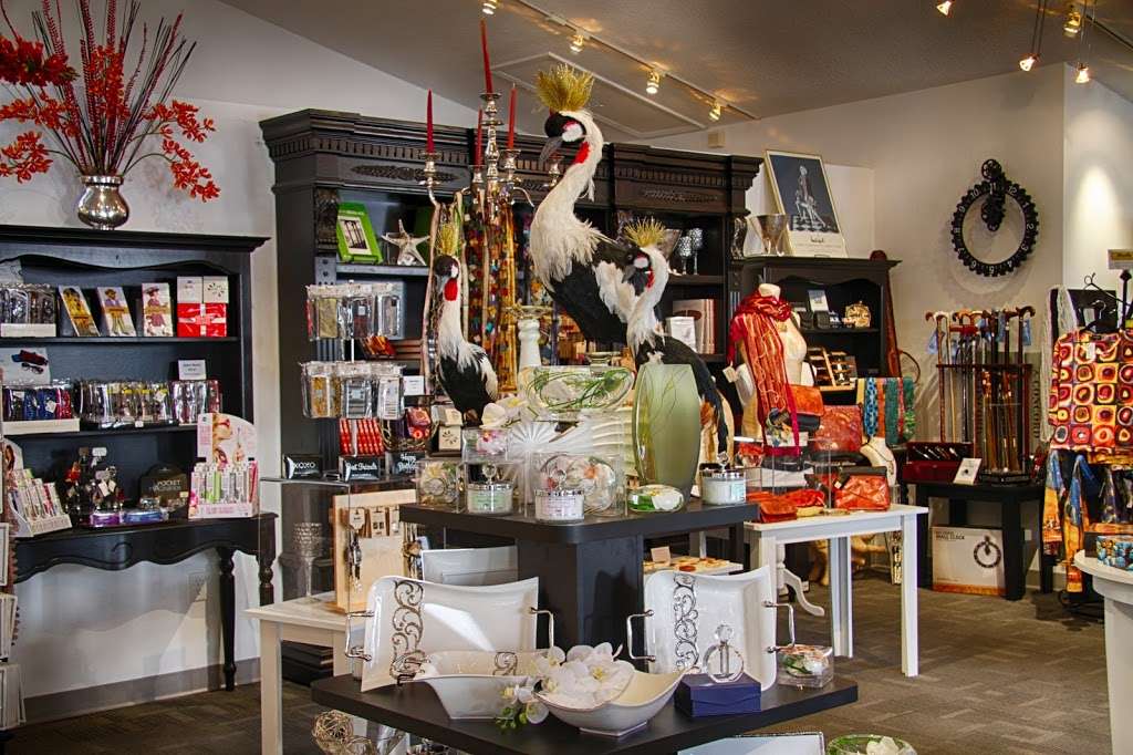 Modernism Museum Shoppe | 144 E 4th Ave, Mt Dora, FL 32757, USA | Phone: (352) 385-0024