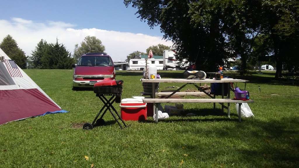 Great Escape RV & Camp Resort | 19912 Old U.S. 40, Higginsville, MO 64037, USA | Phone: (660) 584-2649