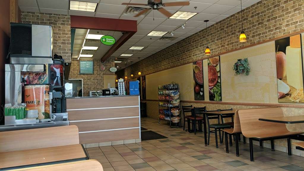 Subway Restaurants | 2998 E 181st Ave, Hebron, IN 46341, USA | Phone: (219) 696-0260