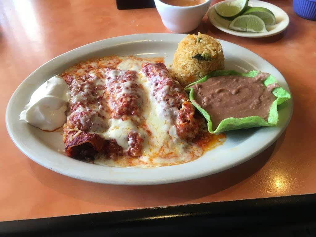 Pericos Mexican Cafe | 2701 Mangum Rd, Houston, TX 77092 | Phone: (713) 688-3104