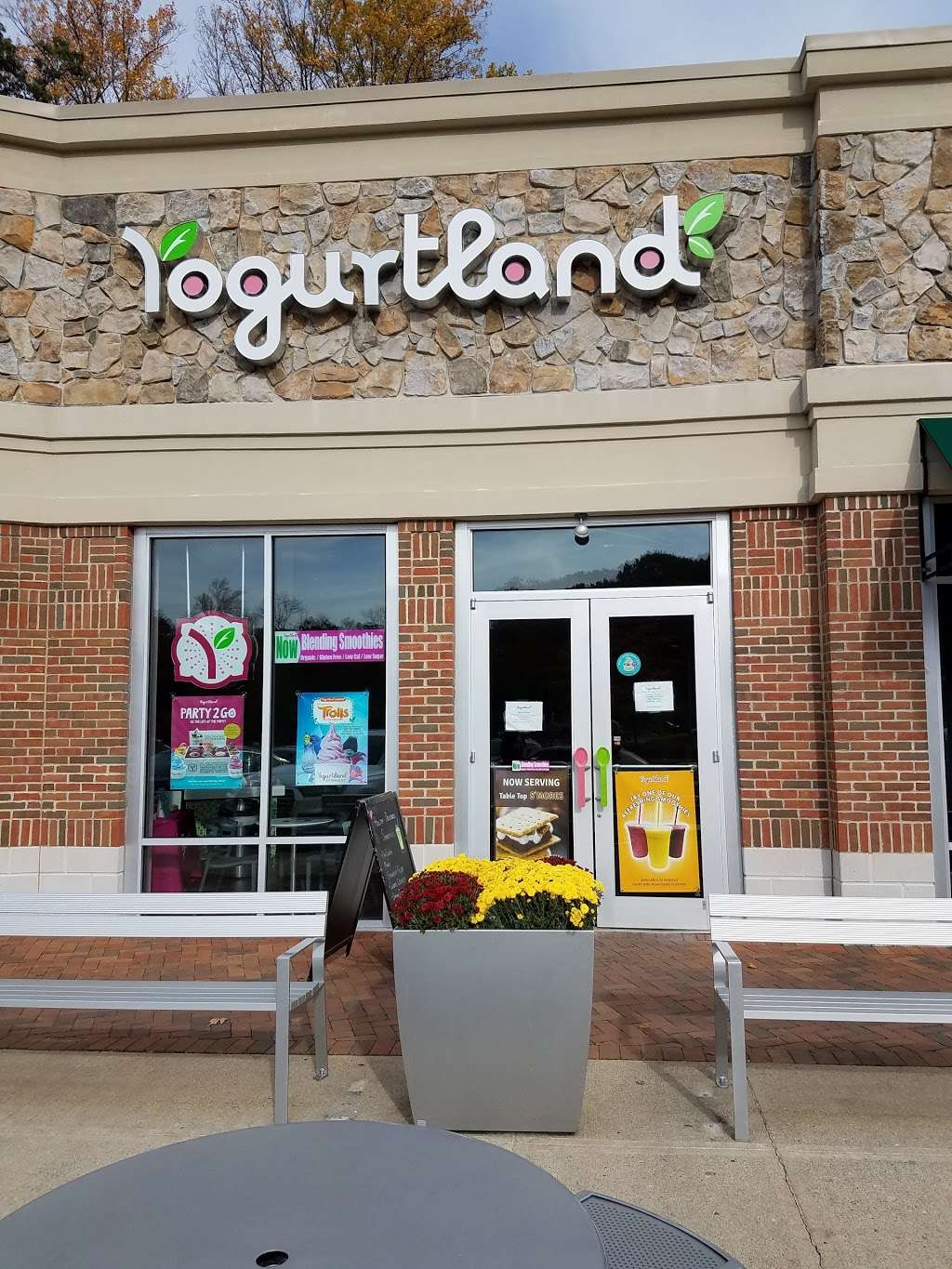 Yogurtland | 3056 State Route 10 West, Denville, NJ 07834 | Phone: (973) 366-5125