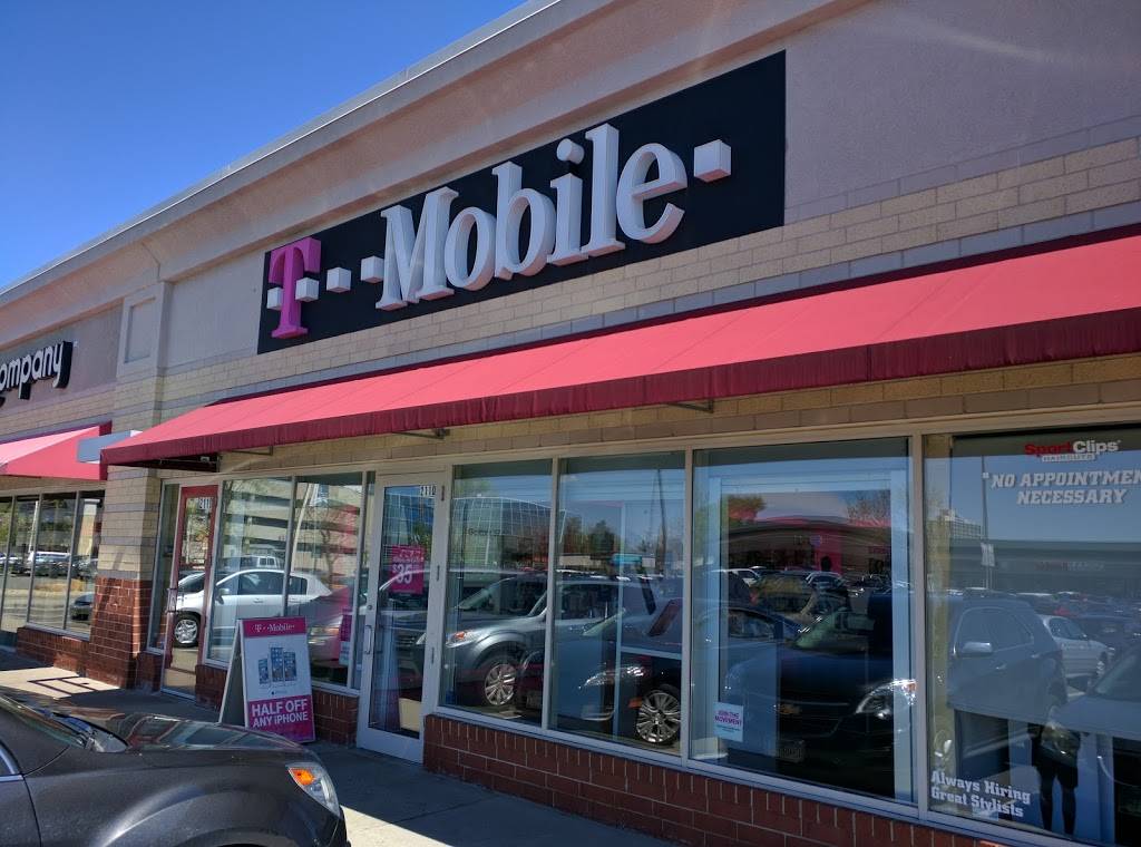 T-Mobile | 2110 Ford Pkwy, St Paul, MN 55116, USA | Phone: (651) 695-8043