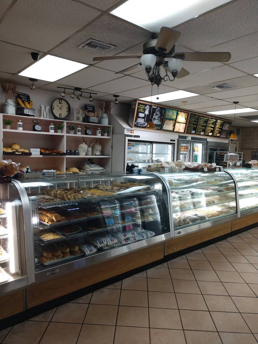 Palm Springs Bakery | 8125 W 8th Ave, Hialeah, FL 33014, USA | Phone: (305) 557-3831