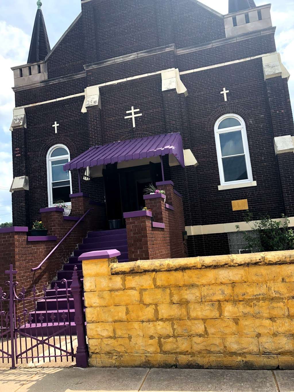 Saint Dumitru Romanian Orthodox Church | 3801 Butternut St, East Chicago, IN 46312, USA