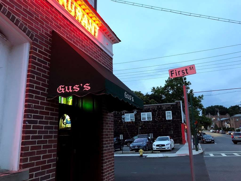 Guss Restaurant | 126 Halstead Ave, Harrison, NY 10528, USA | Phone: (914) 835-9804