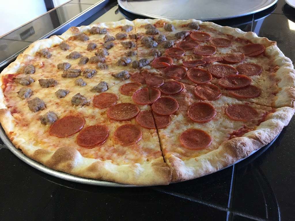 Locals Pizza | 1914 Hilltown Pike, Hilltown Township, PA 18927, USA | Phone: (215) 997-4440