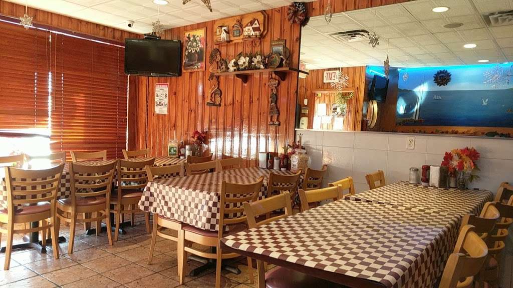 Rincon Guanaco Restaurant | 471 Grand Blvd, Deer Park, NY 11729, USA | Phone: (631) 254-0002