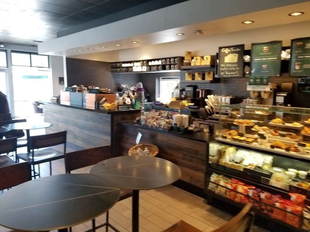 Starbucks | 5701 Tri County Pkwy, Schertz, TX 78154, USA | Phone: (210) 651-0938