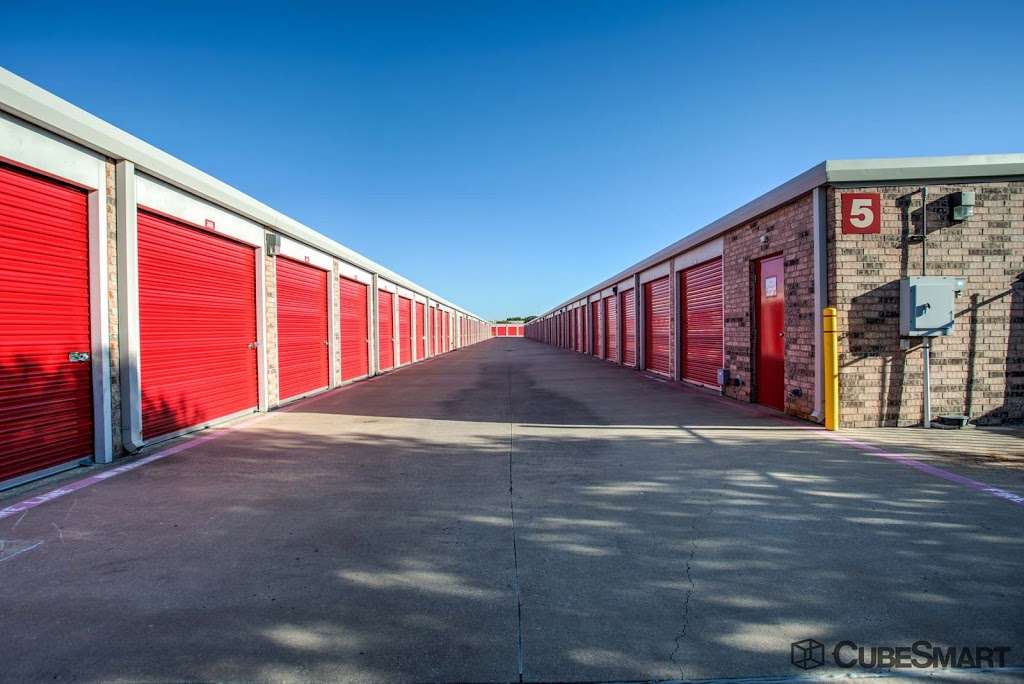 CubeSmart Self Storage | 4105 Fairway Dr, Carrollton, TX 75010, USA | Phone: (972) 492-3000