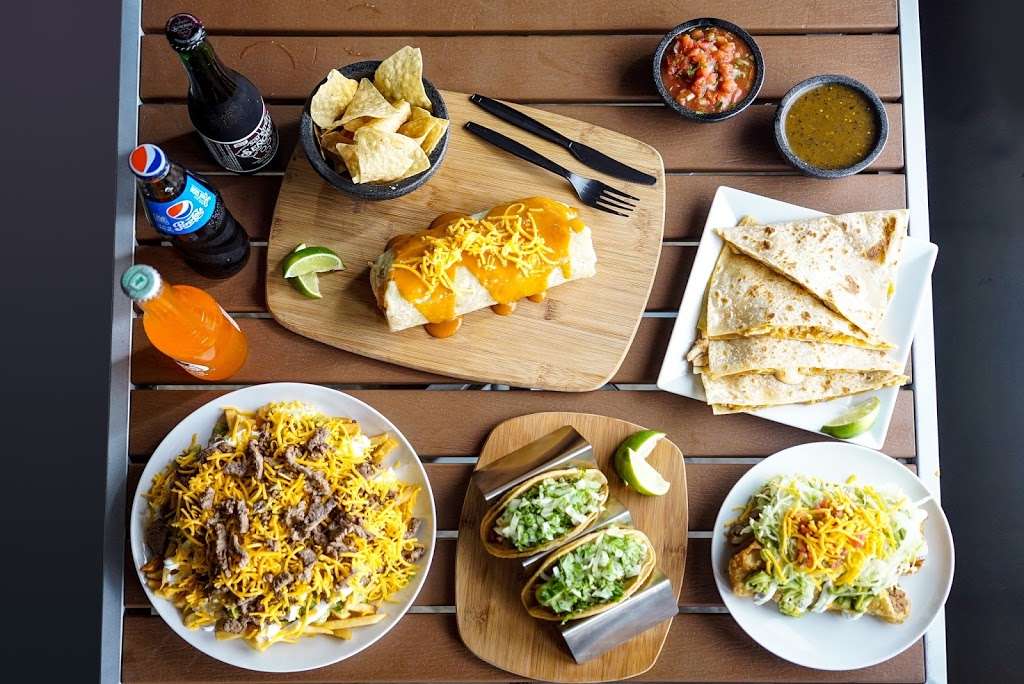 Primos Mexican Food & Cantina | 2322 Proctor Valley Rd, Chula Vista, CA 91914, USA | Phone: (619) 482-4411