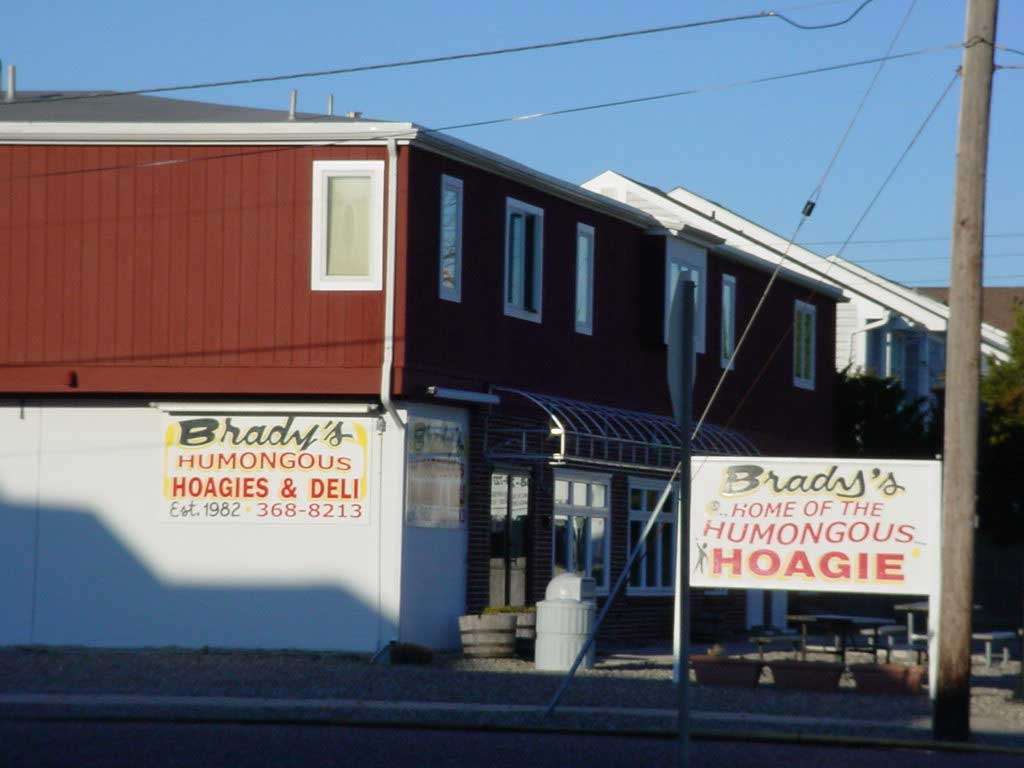 Bradys Hoagie Dock Avalon | 6740 Ocean Dr, Avalon, NJ 08202, USA | Phone: (609) 368-8213