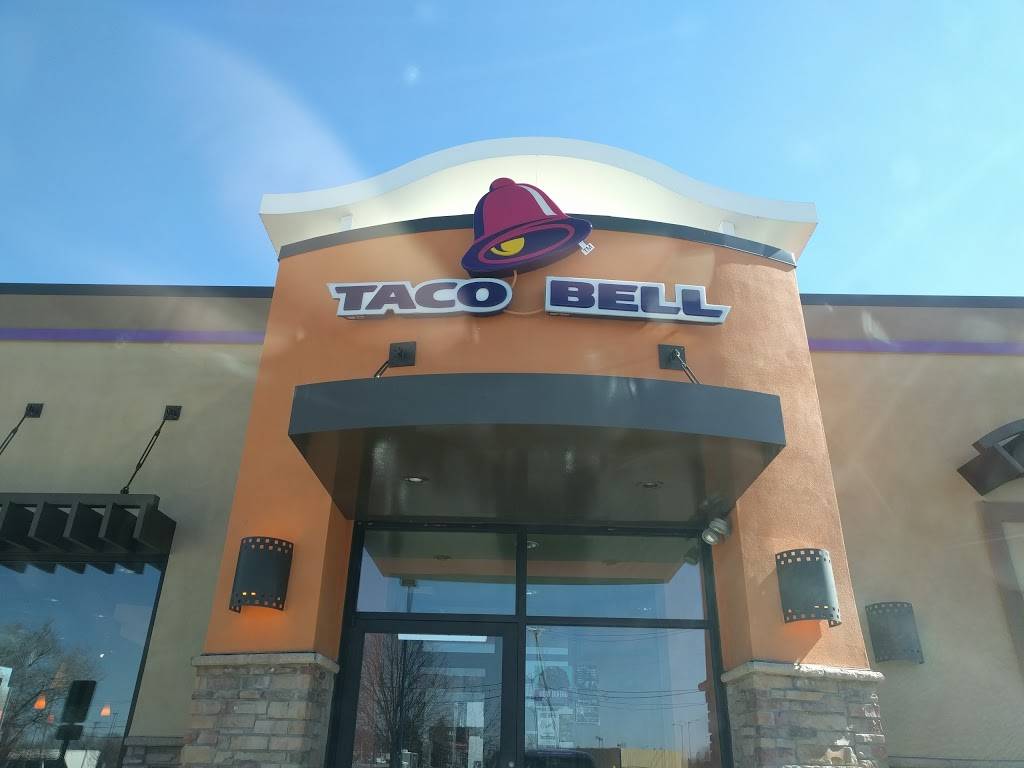 Taco Bell | 2900 Woodville Rd, Northwood, OH 43619, USA | Phone: (419) 696-0468
