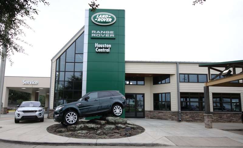 Land Rover Houston Central | 7025 Old Katy Rd, Houston, TX 77024, USA | Phone: (800) 300-4579