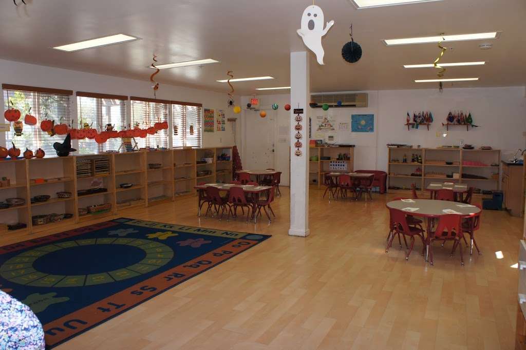 Lakeview Montessori A Quality Preschool & After School Program | 1950 Beach Park Blvd, Foster City, CA 94404, USA | Phone: (650) 578-9532