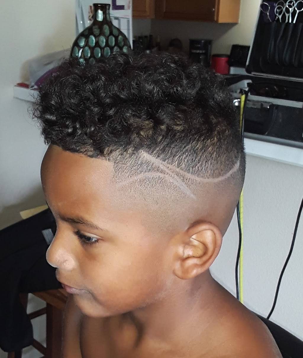 Top Ends Barber & Salon Studio | 6726 Main St, Frisco, TX 75034, USA | Phone: (214) 390-3096