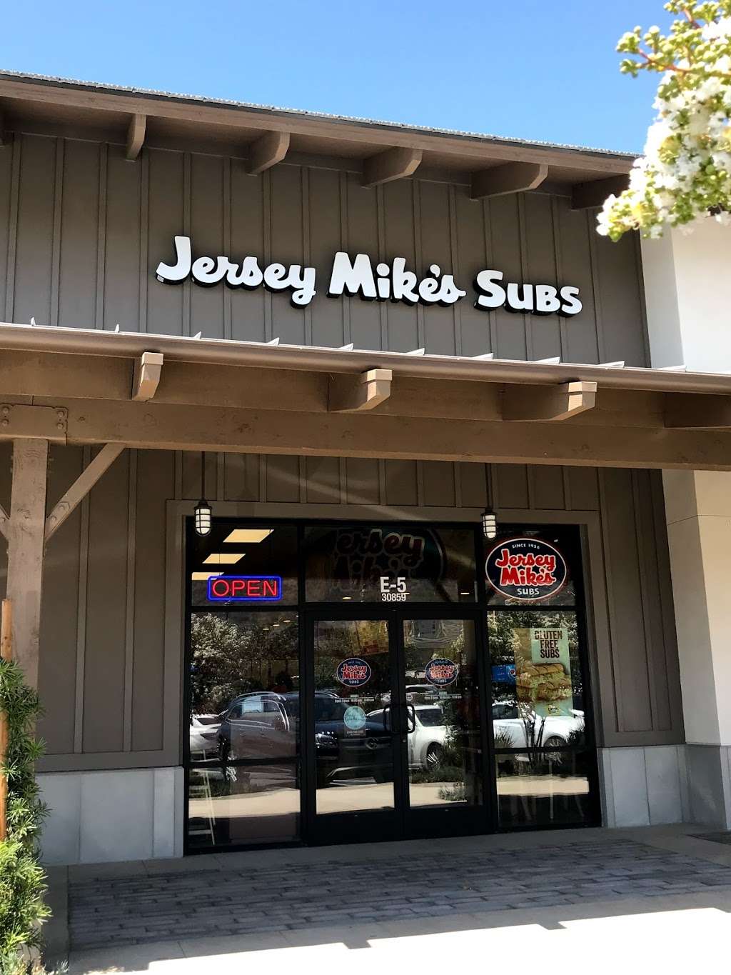 Jersey Mikes | 30859 Gateway Pl, Mission Viejo, CA 92694 | Phone: (949) 218-5092