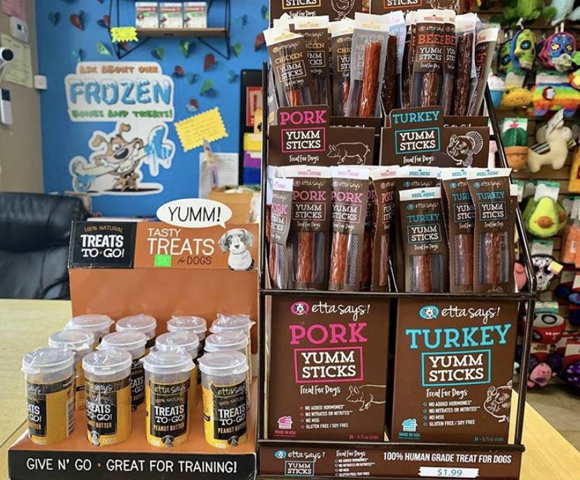 PET OASIS III in 2333 Hylan Blvd, Staten Island, NY 10306, USA