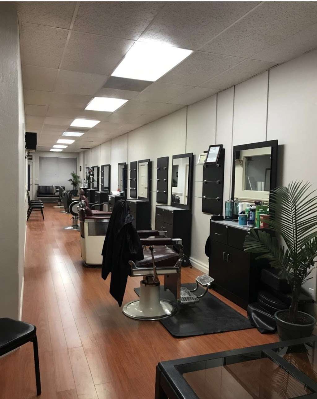 Headlinerz Barbershop | 17331 Hesperian Blvd, San Lorenzo, CA 94580, USA | Phone: (510) 582-4247