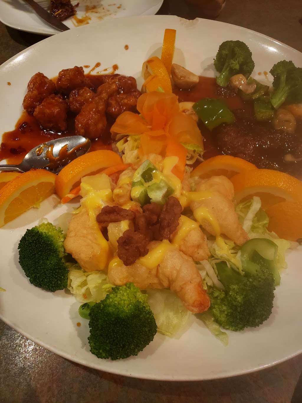 SoHo Asian Restaurant & Bar | 49 Lowell Rd, Hudson, NH 03051, USA | Phone: (603) 889-6889