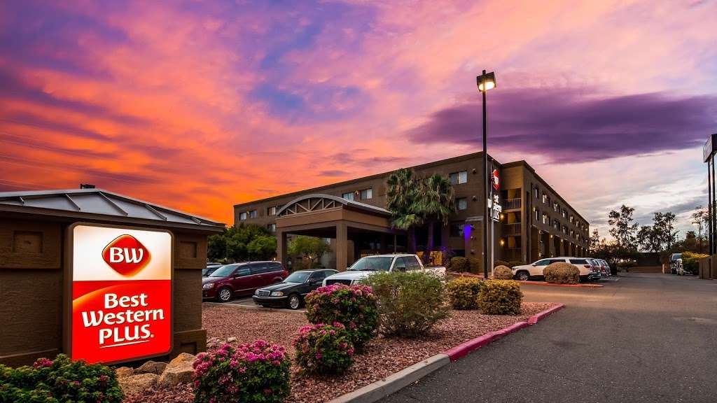 Best Western Plus Tempe by the Mall | 5300 S Priest Dr, Tempe, AZ 85283, USA | Phone: (480) 820-7500