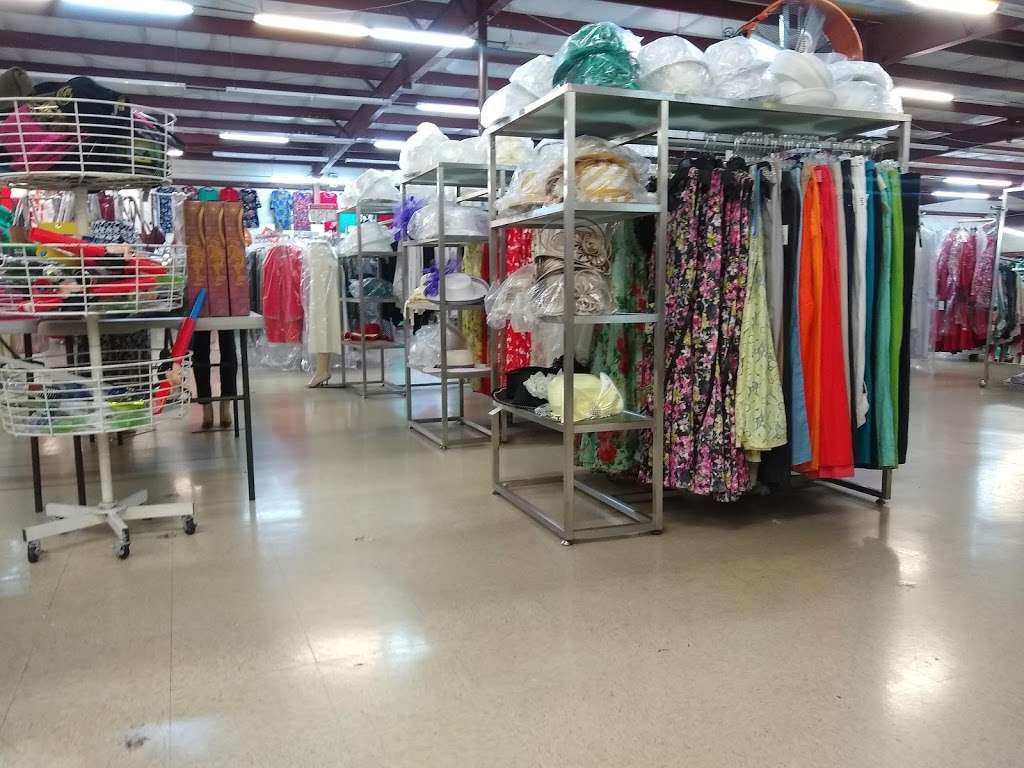 Dress U For Less | 1000 NW 24th Ave, Fort Lauderdale, FL 33311, USA | Phone: (954) 321-0382