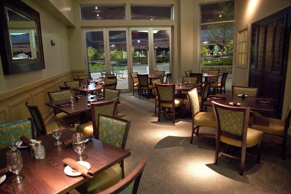 Alden Park Bar and Grill | 160 Colony Pl, Plymouth, MA 02360, USA | Phone: (508) 830-6777