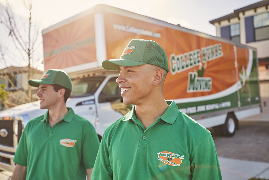 College Hunks Moving | 1310 Chisholm Valley Dr #406, Round Rock, TX 78681, USA | Phone: (512) 548-8608