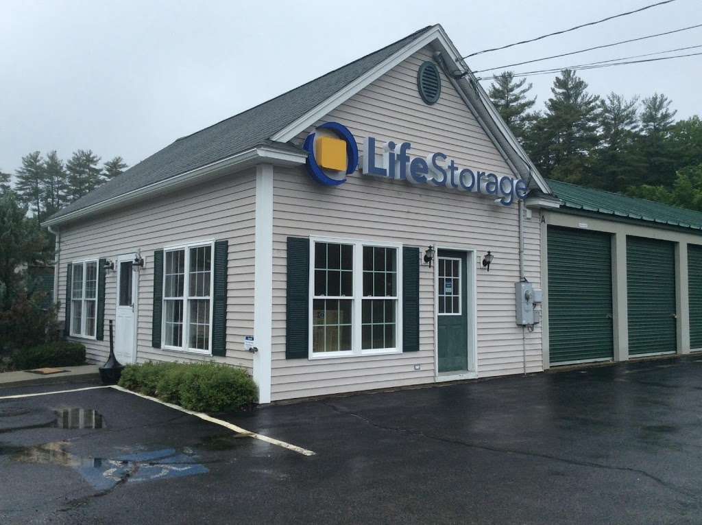 Life Storage | 164 NH-125, Kingston, NH 03848, USA | Phone: (603) 702-3083