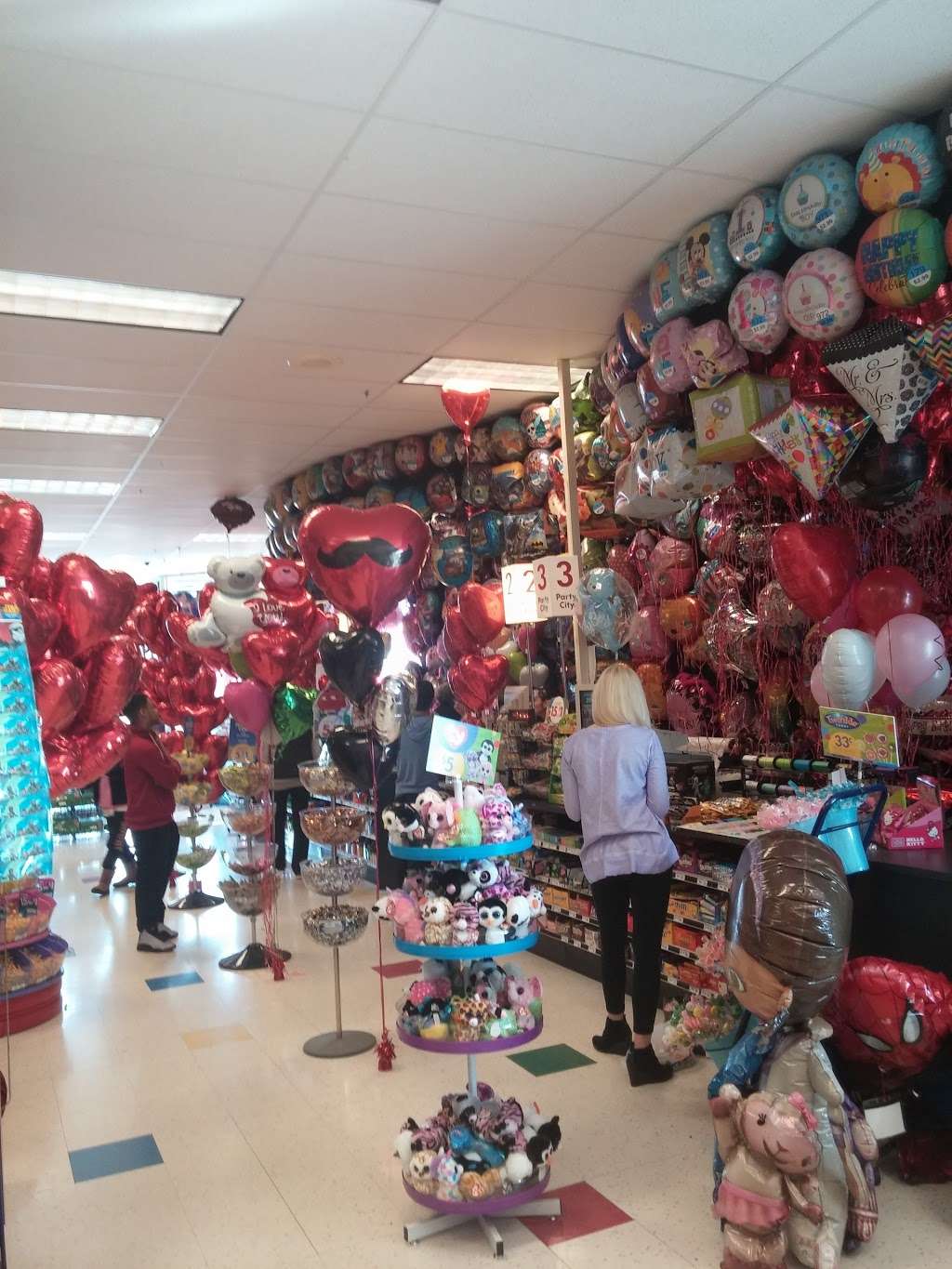 Party City | 8400 W 135th St, Overland Park, KS 66223, USA | Phone: (913) 851-5262 Party City | 8400 W 135th St, Overland Park, KS 66223, USA | Phone: (913) 851-5262