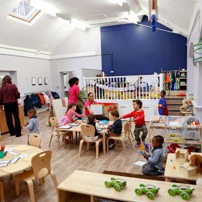 the co-operative childcare | Avenue Lodge, Bounds Green Rd, Wood Green, London N22 7EU, UK | Phone: 020 8888 0620