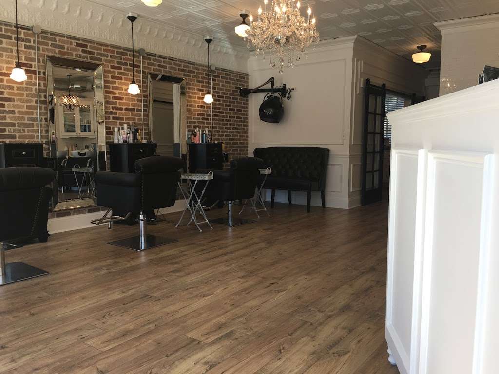 Vintage Boutique Salon | 38 Grand Ave, Fox Lake, IL 60020, USA | Phone: (847) 629-5733