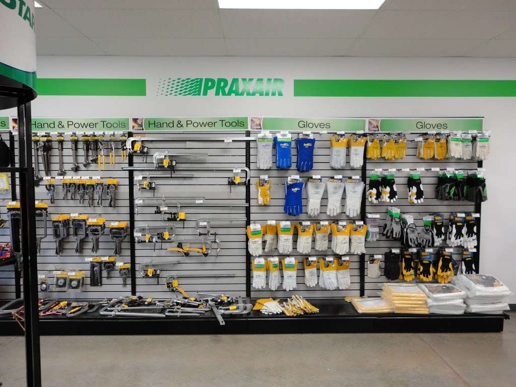 Praxair Welding Gas and Supply Store | 3924 Pettis Rd, St Joseph, MO 64503 | Phone: (816) 232-9353