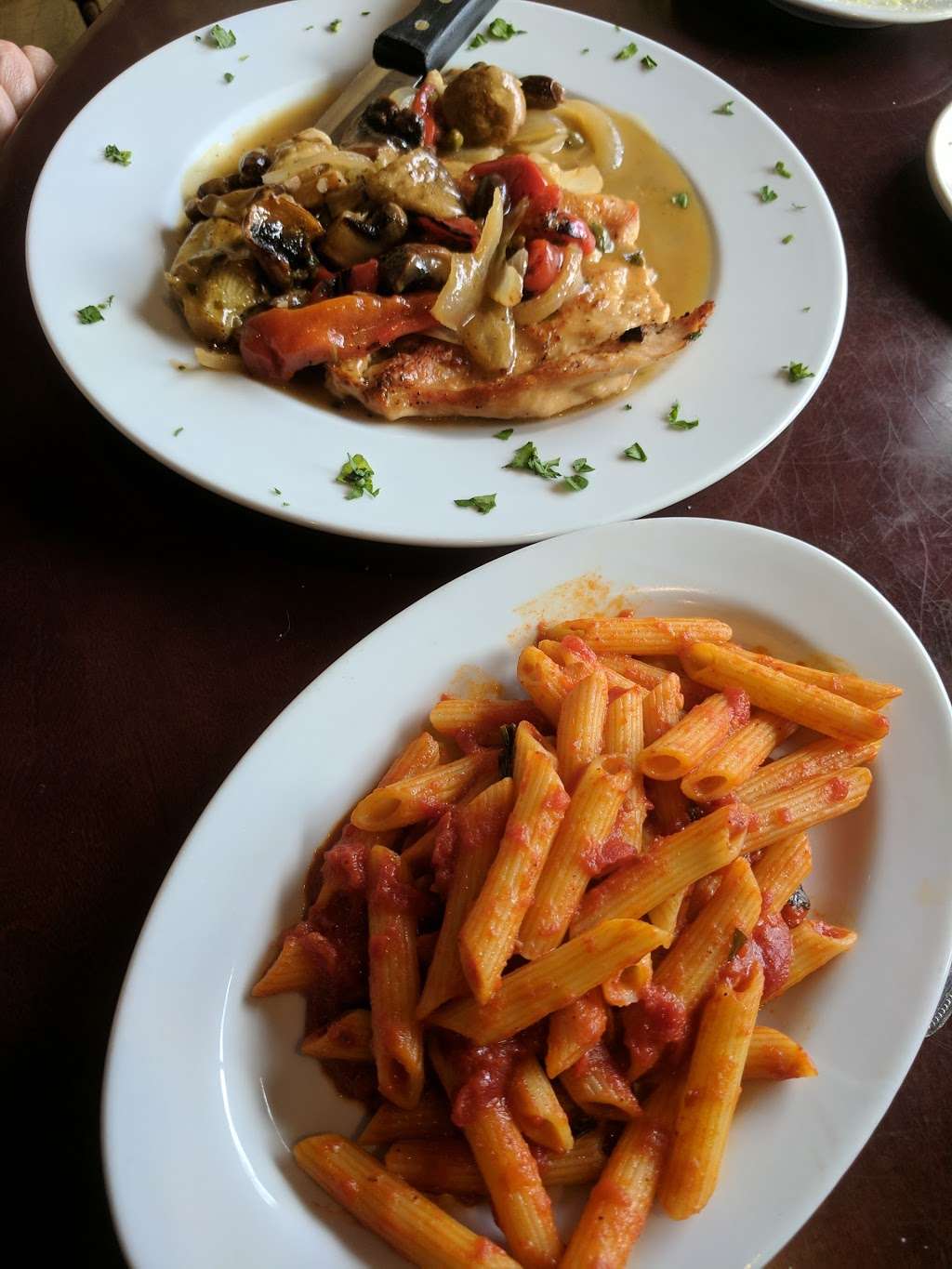 Melina’s Trattoria and Pizzeria | 940 N York St, Elmhurst, IL 60126 | Phone: (630) 834-4374