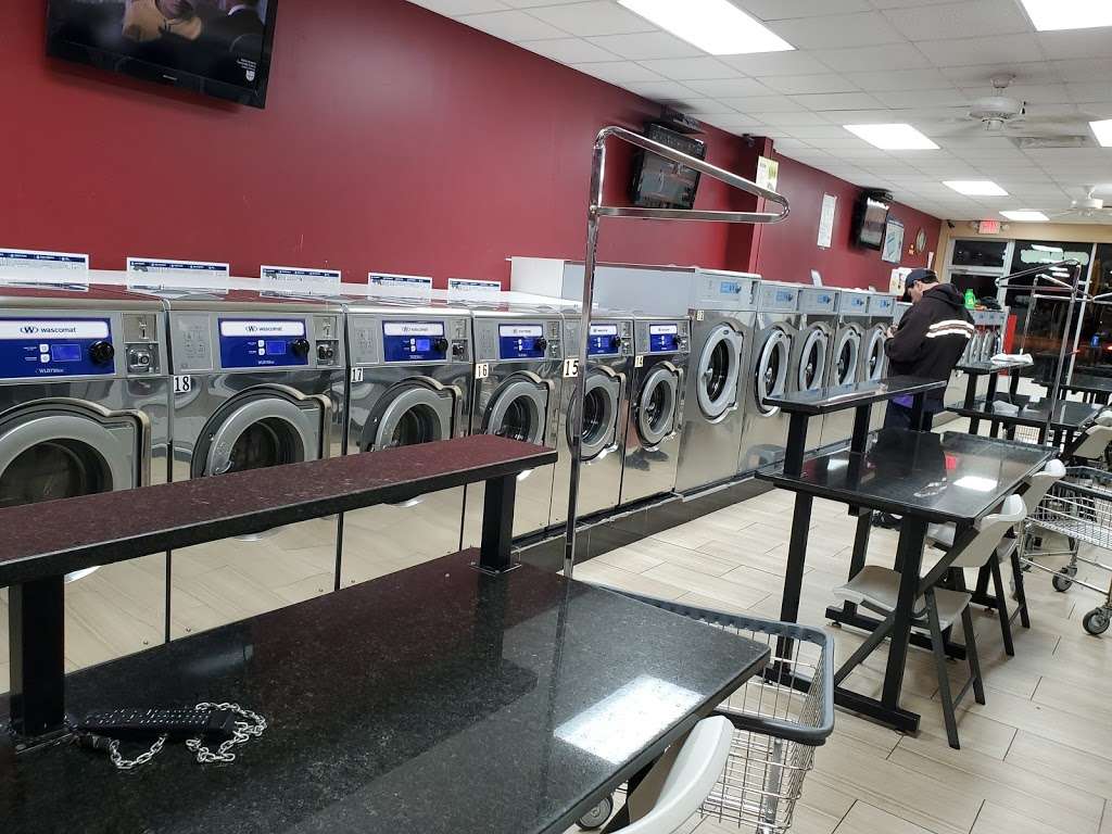 Dillons Laundromat | 766 Paterson Hamburg Turnpike, Pompton Lakes, NJ 07442, USA