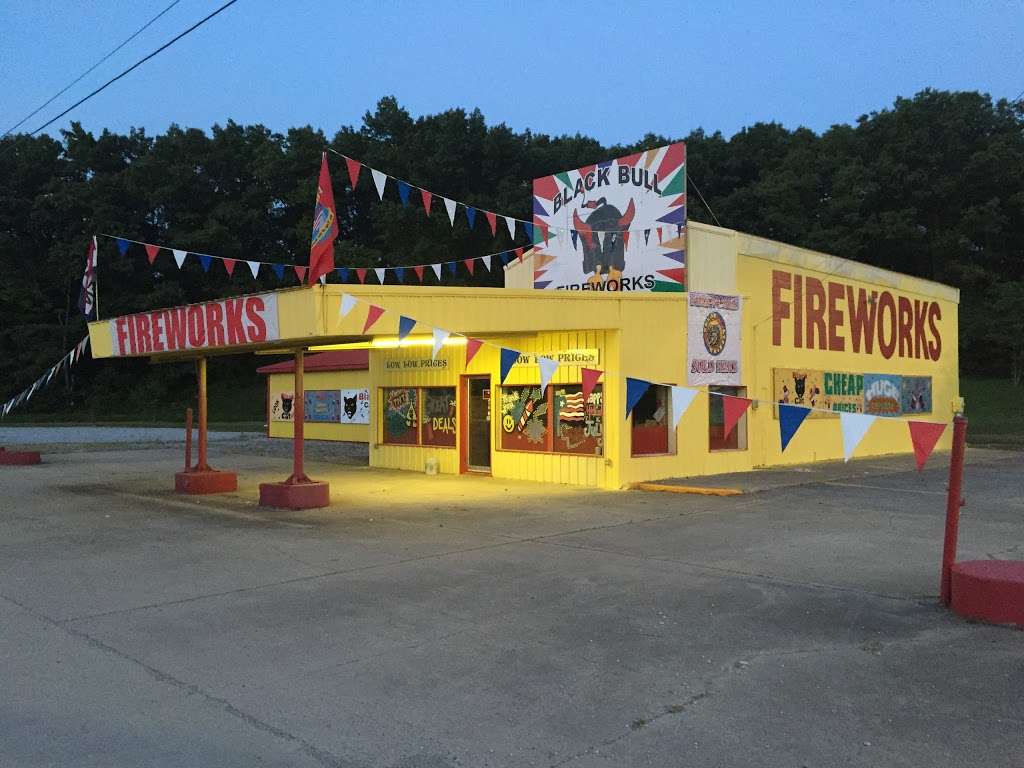 Black Bull Fireworks | 10505 US-12, Michigan City, IN 46360, USA | Phone: (219) 861-0980