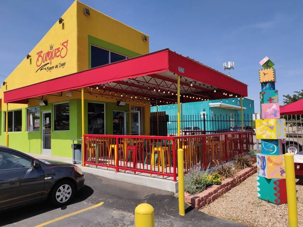 Burques Burgers and Dawgs | 2025 Ridgecrest Dr SE, Albuquerque, NM 87108, USA | Phone: (505) 508-2630