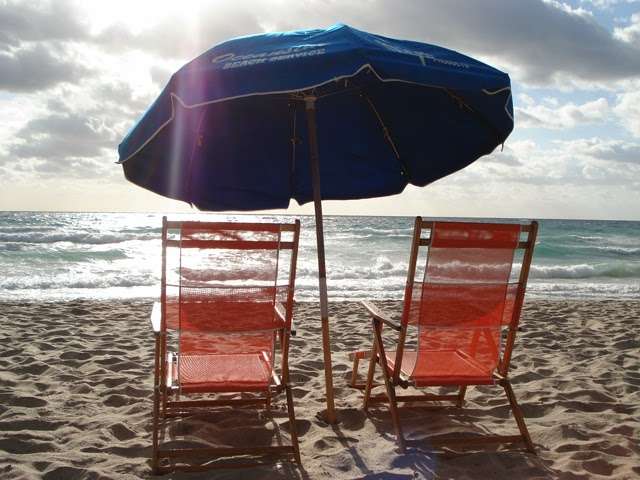 Oceanside Beach Service | 150 N Ocean Way, Deerfield Beach, FL 33441, USA | Phone: (561) 840-3373