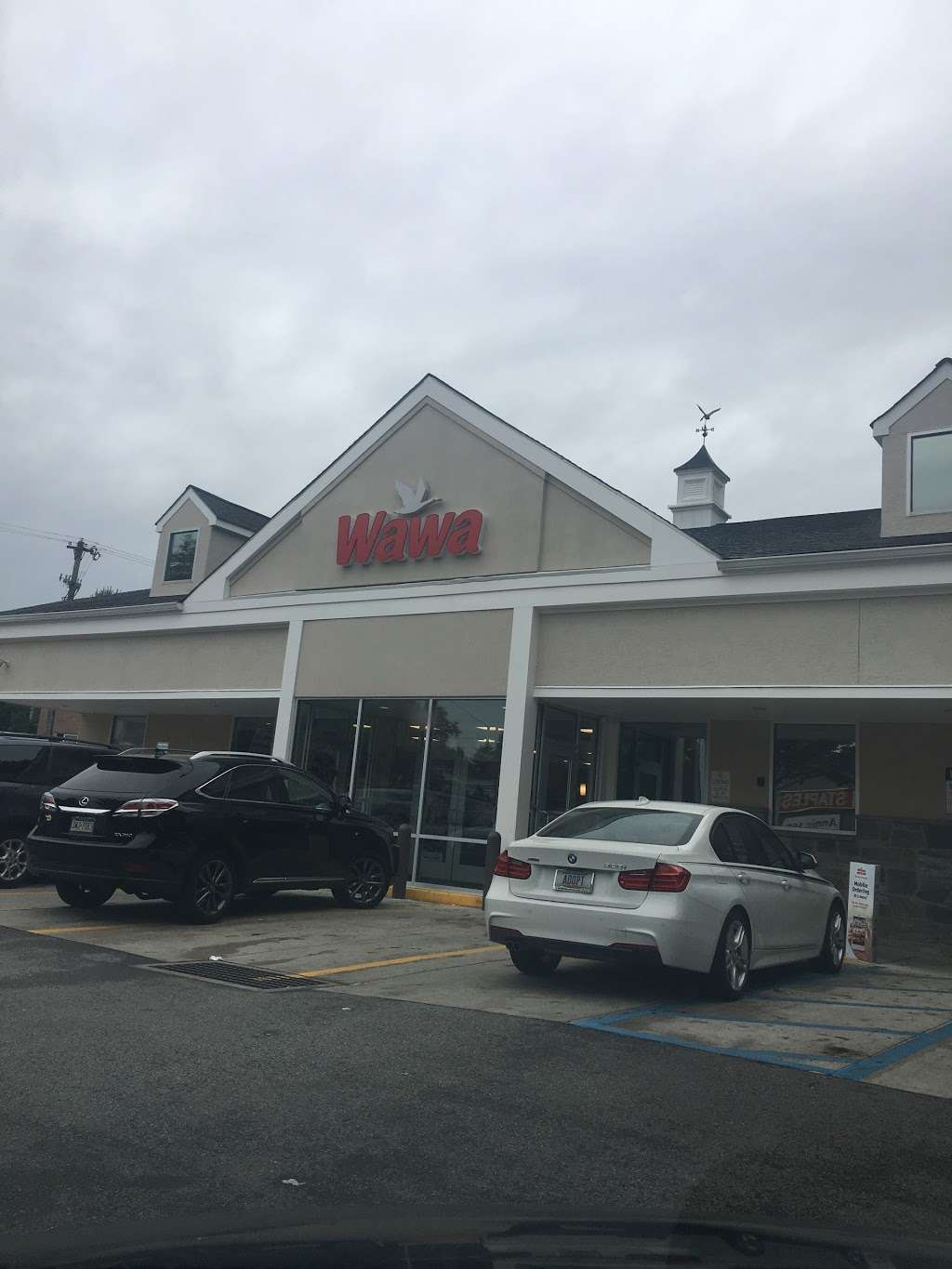 Wawa | 949 Montgomery Ave, Narberth, PA 19072, USA | Phone: (610) 660-5920