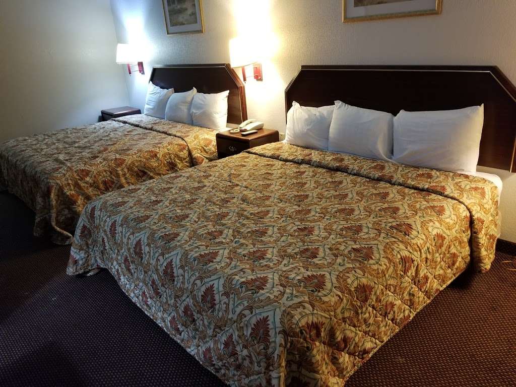 Executive Inn & Suites | 10515 Fountaingate Dr, Stafford, TX 77477, USA | Phone: (281) 495-4949