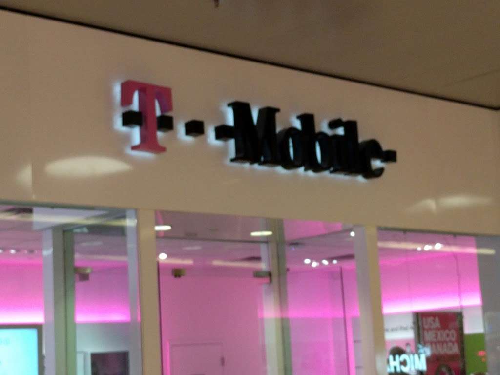 T-Mobile | 184 Penn Mart Ct, Ste 19, New Castle, DE 19720 | Phone: (302) 326-0134