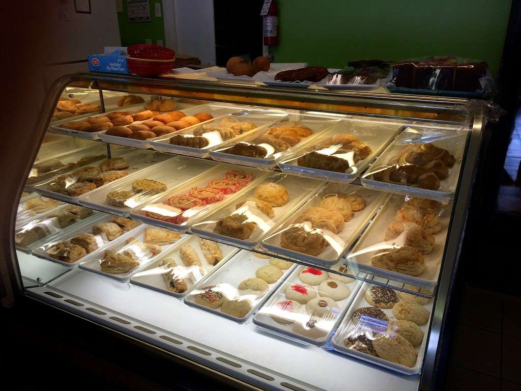 El Pan De Adan | 308 S Main St, Wharton, NJ 07885, USA | Phone: (973) 537-7727