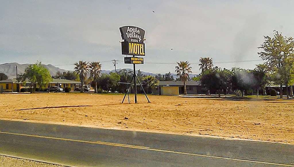 Apple Valley Motel | 21255 CA-18, Apple Valley, CA 92307, USA | Phone: (760) 247-7455