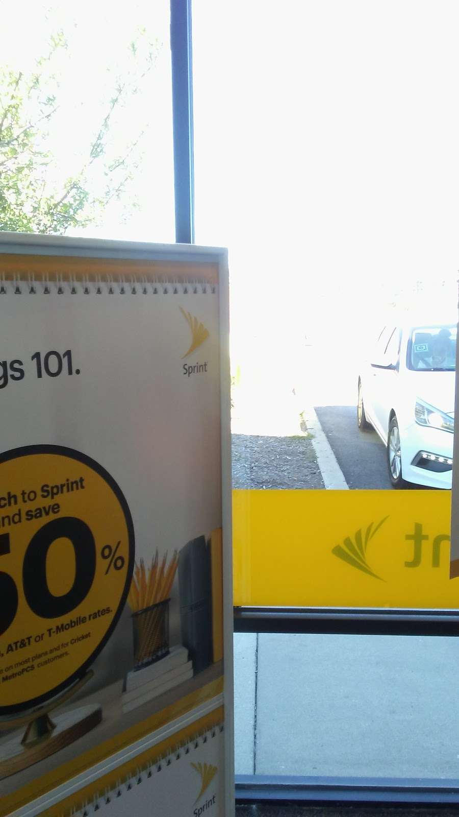Sprint Store | 17545 S Torrence Ave, Lansing, IL 60438, USA | Phone: (708) 889-2900