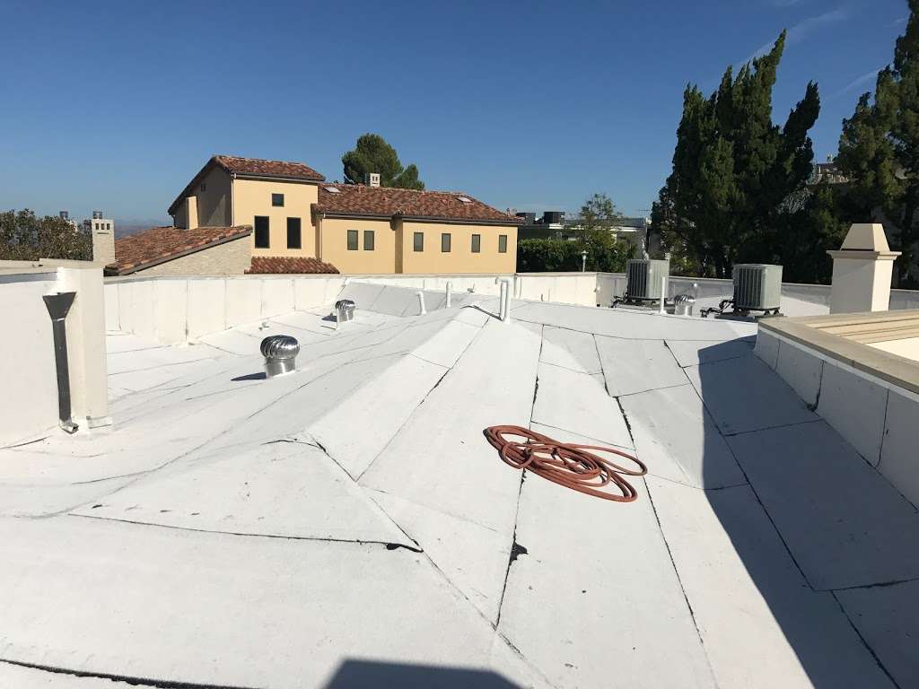 Express Roofing | 19245 Bernetta Pl, Tarzana, CA 91356, USA | Phone: (818) 654-9555