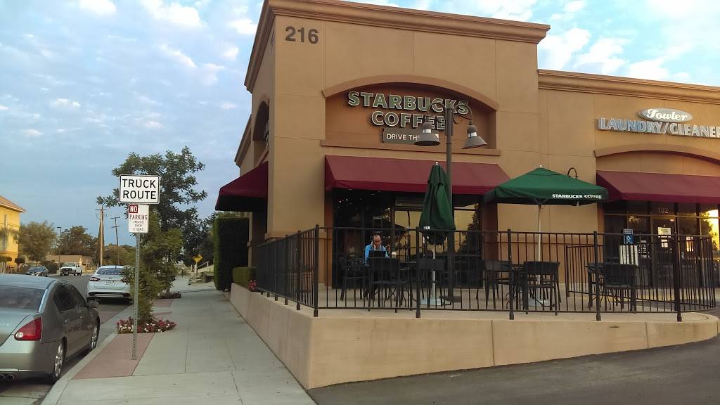 Starbucks | 216 W Merced St, Fowler, CA 93625, USA | Phone: (559) 834-3206