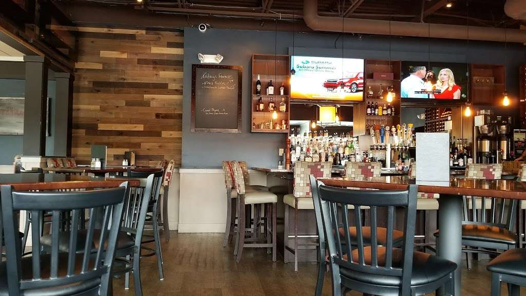 Three Squares Craft Kitchen & Cocktails | 669 Highland Ave, Needham, MA 02494, USA | Phone: (781) 444-4644